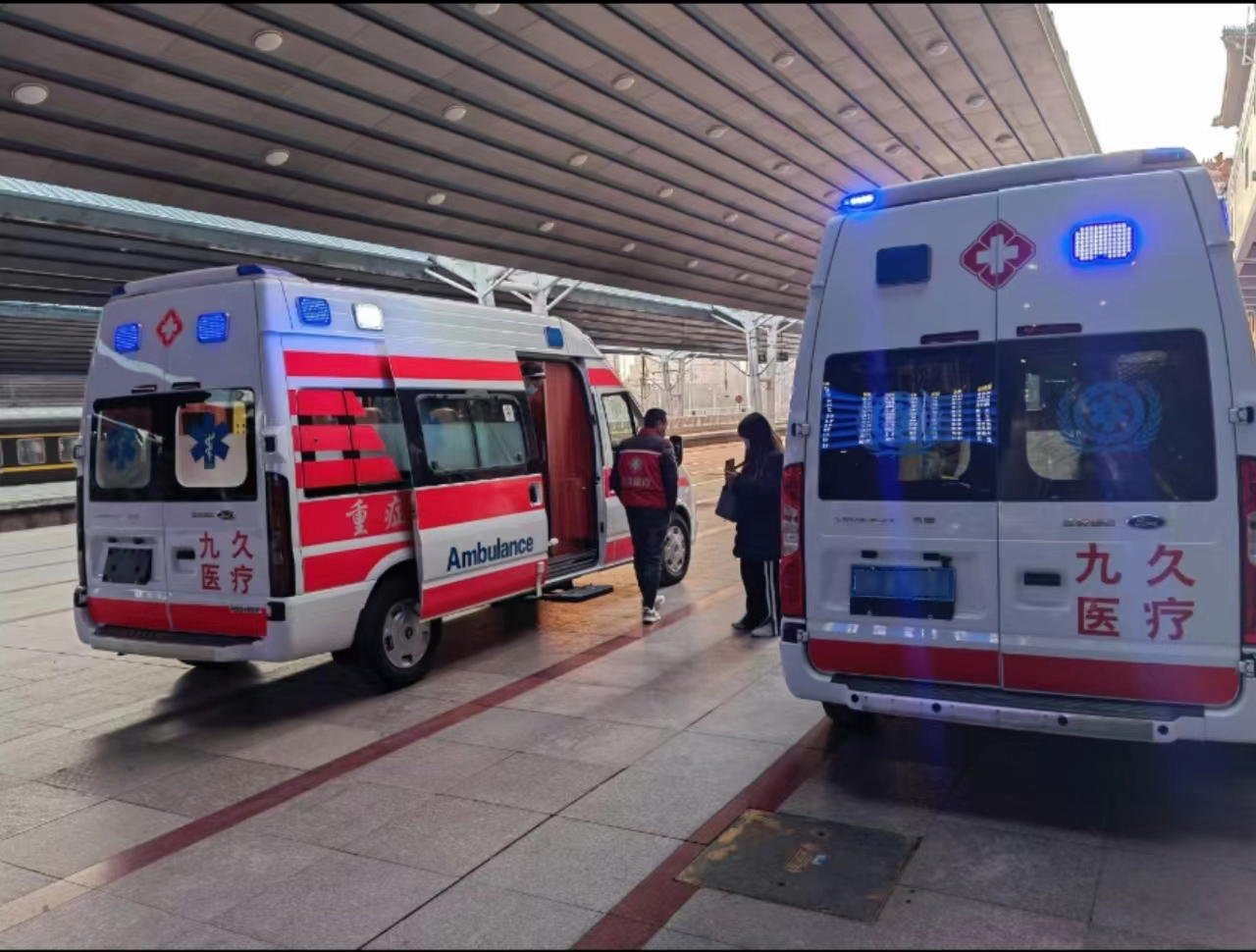 塔河县救护车长途转运